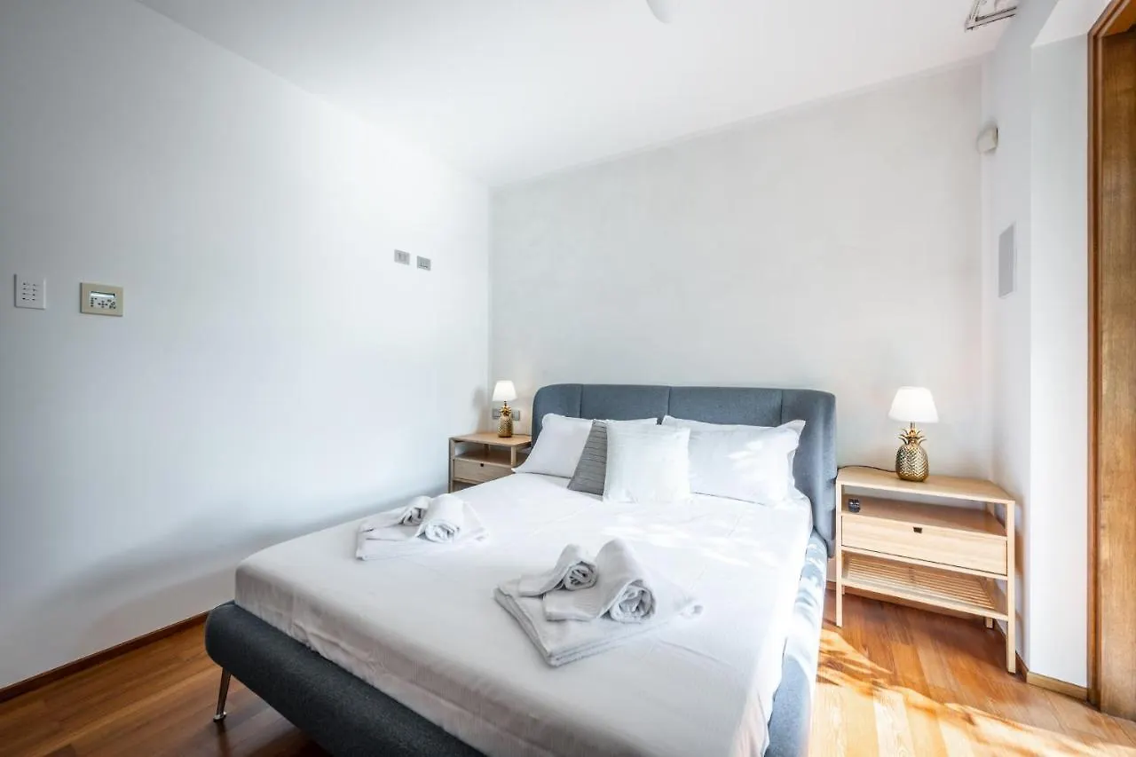 Nicola'S Penthouse Apartment Verona