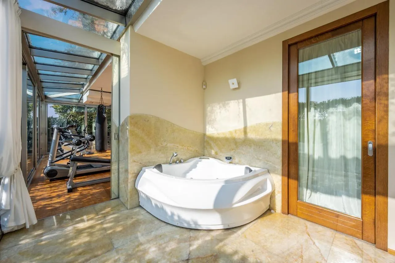 Nicola'S Penthouse Apartment Verona