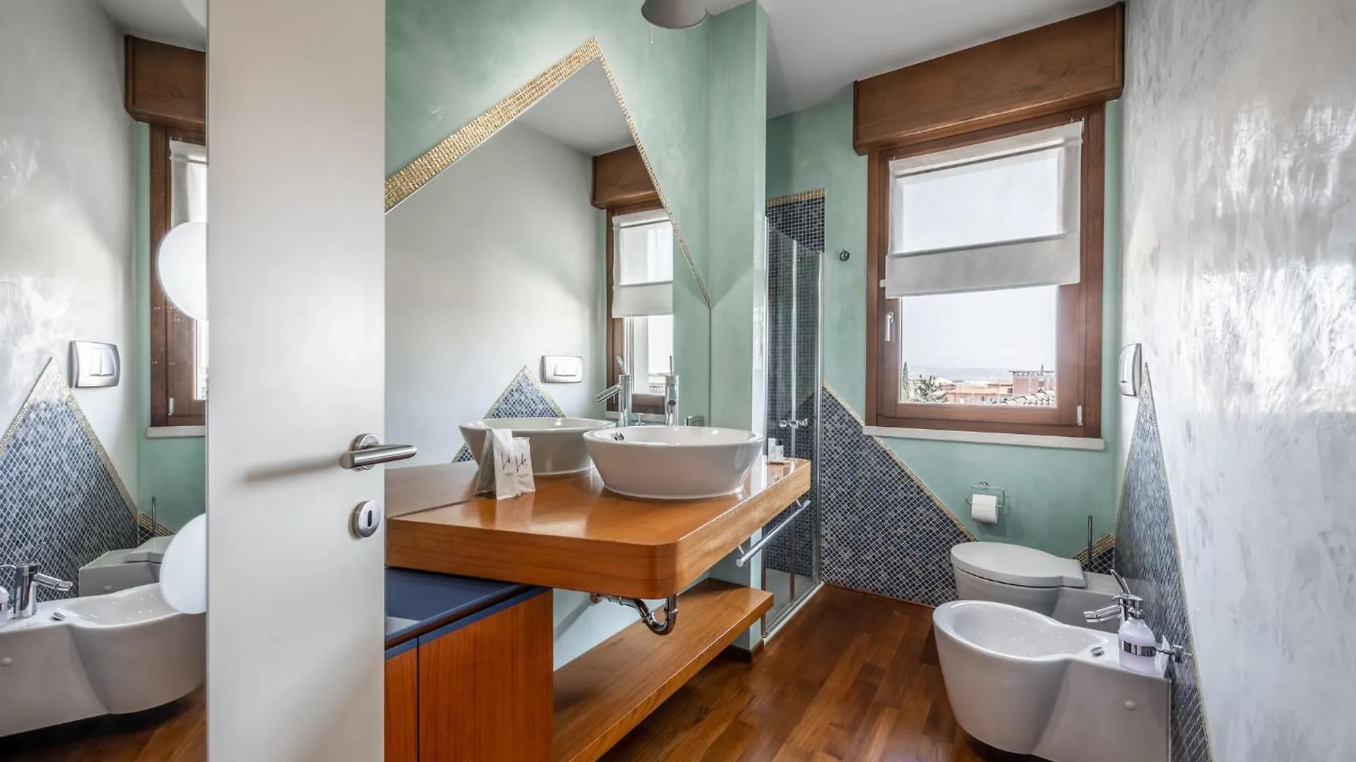 Nicola'S Penthouse Apartment Verona Italy